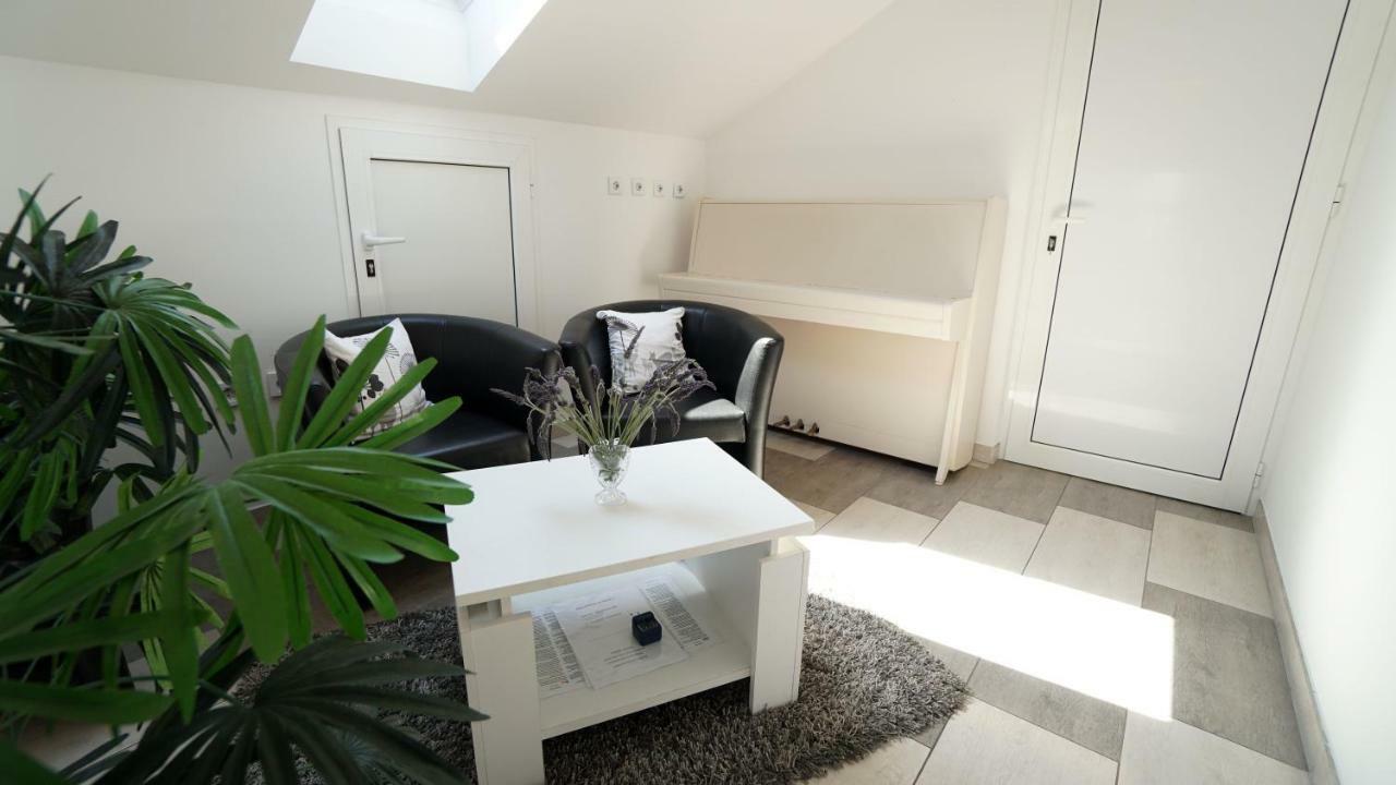 Lulic Apartmán *